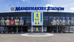 532px-RKC Waalwijk Maandemakers Stadion.JPG