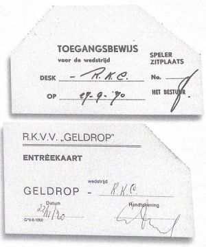 450px-Toegangsbewijzen seizoen 1970-1971.jpg