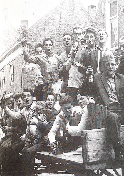 Bestand:Huldiging R.K.C. 1962-1963.jpg
