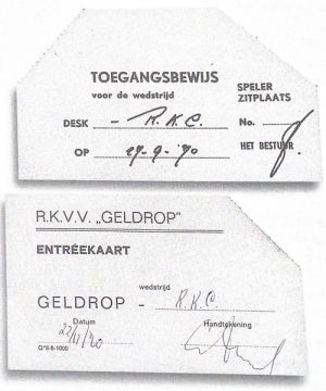 500px-Toegangsbewijzen seizoen 1970-1971.jpg